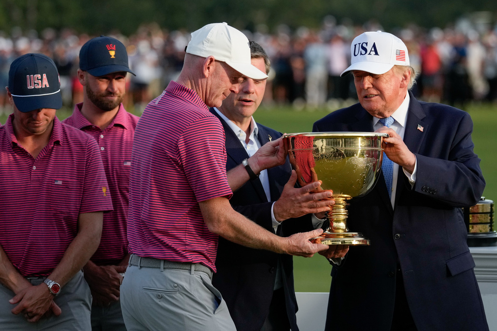 Trump's golf tour takes him back to the Presidents Cup